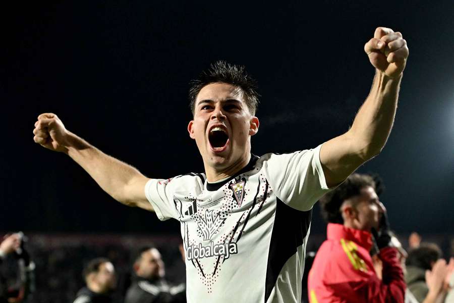 Javi Moreno, del Albacete, celebra el pase a cuartos tras eliminar al Real Madrid