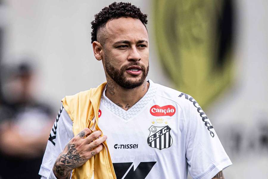 Ney voltou de contusão nesta rodada do Brasileiro Ney voltou de contusão nesta rodada do Brasileiro