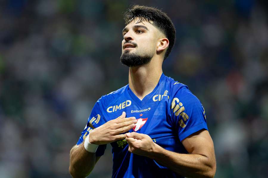 Flaco tem 25 gols no ano como sua melhor marca na carreira