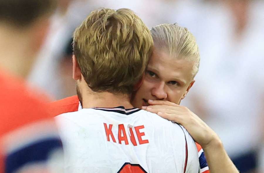 El abrazo de Harry Kane y Haaland, dos de los rostros del Mundial El abrazo de Harry Kane y Haaland, dos de los rostros del Mundial