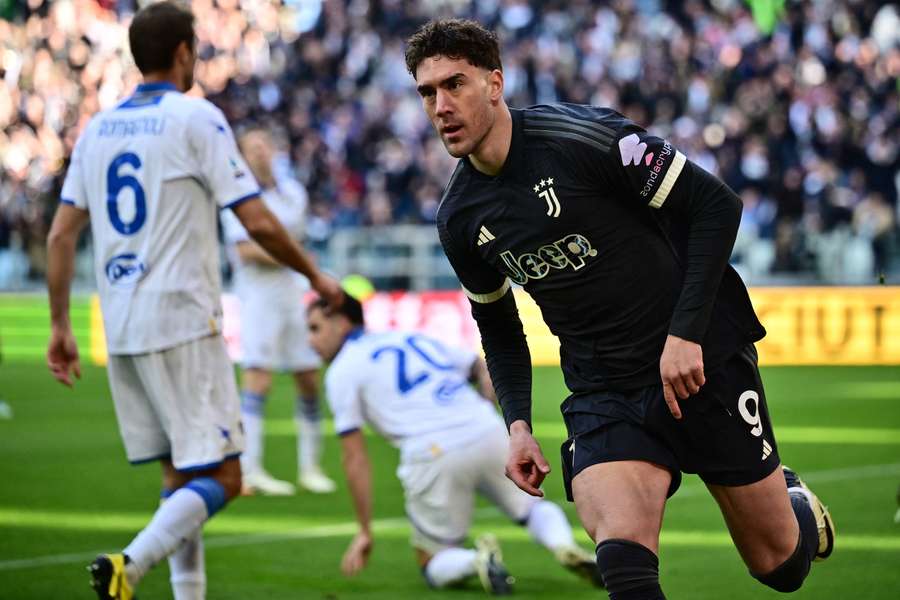 Vlahovic deu importante dose de contribuição na vitória da Juve