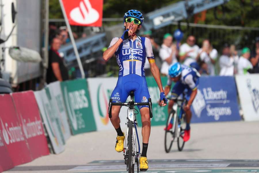 António Carvalho durante uma vitória na Volta a Portugal de 2019