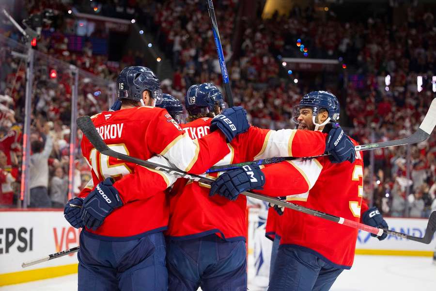 Obrońcy tytułu wyrównali stan rywalizacji w ćwierćfinale o mistrzostwo NHL. "Jesteśmy pewni siebie"