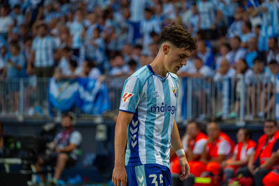 Aarón Ochoa, durante el partido contra el Almería en La Rosaleda