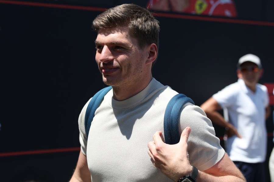 Max Verstappen hat die Fragen nach seiner Zukunft offengelassen.