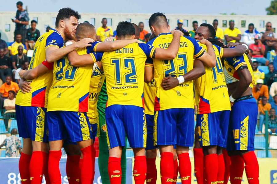 Campeões angolanos entraram com o pé direito