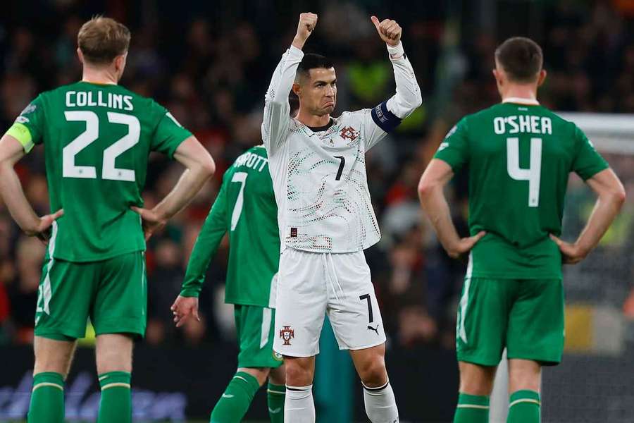 Portuguese press slams "deplorable" Ronaldo: You should be ASHAMED Portuguese press slams "deplorable" Ronaldo: You should be ASHAMED