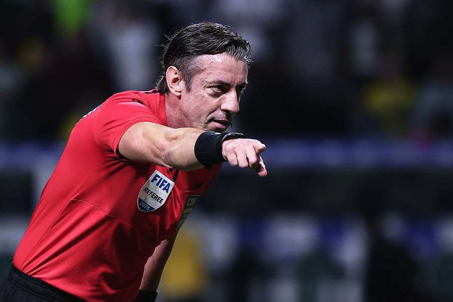 Raphael Claus comandará novamente o clássico entre Santos e Palmeiras