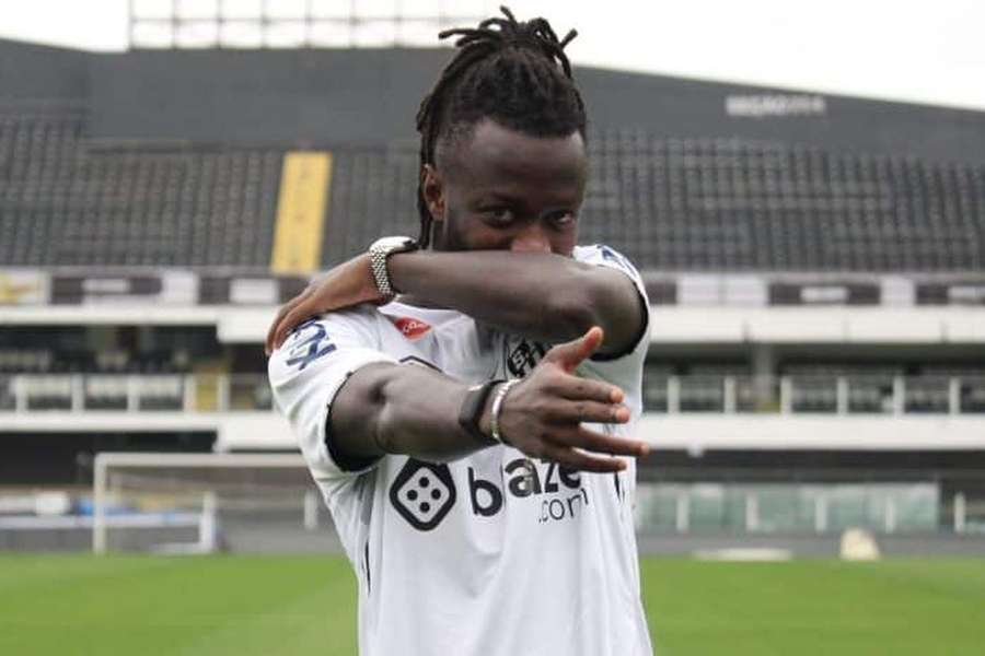 Yusupha Njie esteve emprestado ao Santos mas não jogou