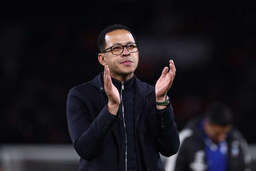 Trenér Štrasburku Liam Rosenior.