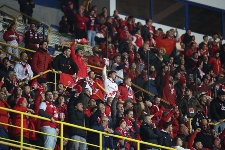 Adeptos do SC Braga no Estádio Dr. Magalhães Pessoa Adeptos do SC Braga no Estádio Dr. Magalhães Pessoa
