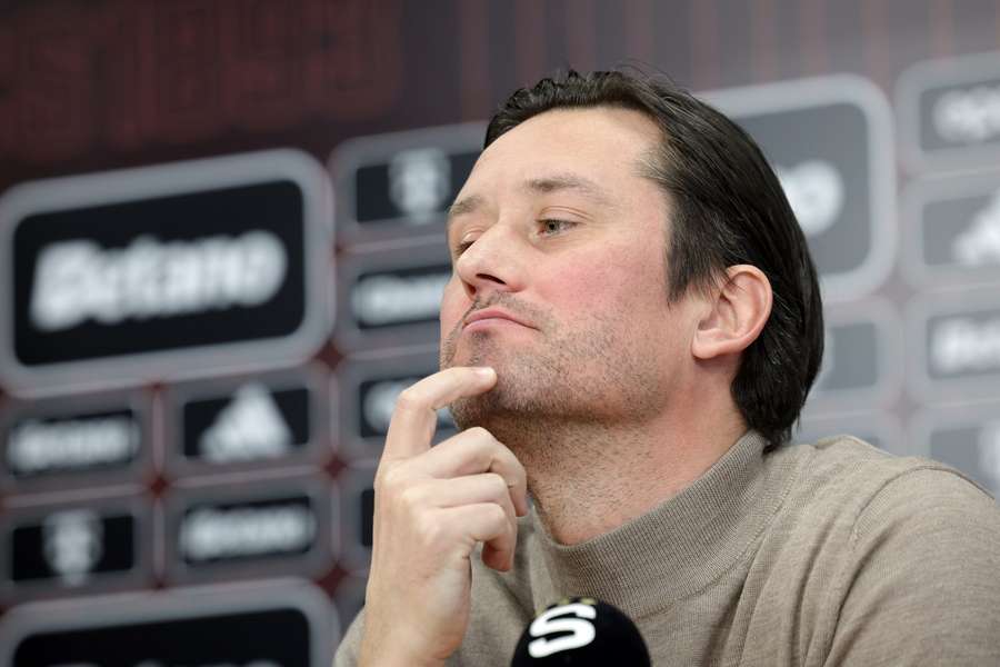 Sportovní ředitel Sparty Tomáš Rosický se rozpovídal o dění v klubu i možných změnách. Sportovní ředitel Sparty Tomáš Rosický se rozpovídal o dění v klubu i možných změnách.