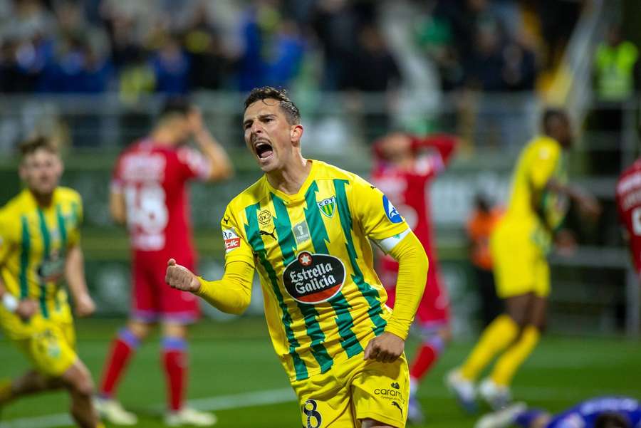 Premieră în Tondela - Gil Vincente