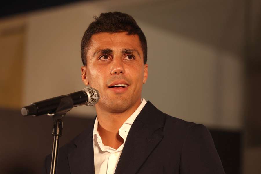 Jose Mourinho speaks on being rejected by Rodri: Real Madrid is a different dimension! Jose Mourinho speaks on being rejected by Rodri: Real Madrid is a different dimension!
