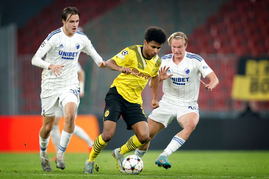 William Clem i kampen mod Borussia Dortmund.