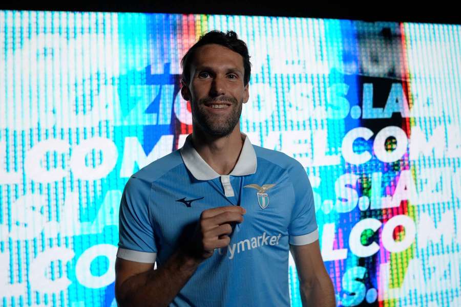 Alfonso Pedraza com a nova camisola