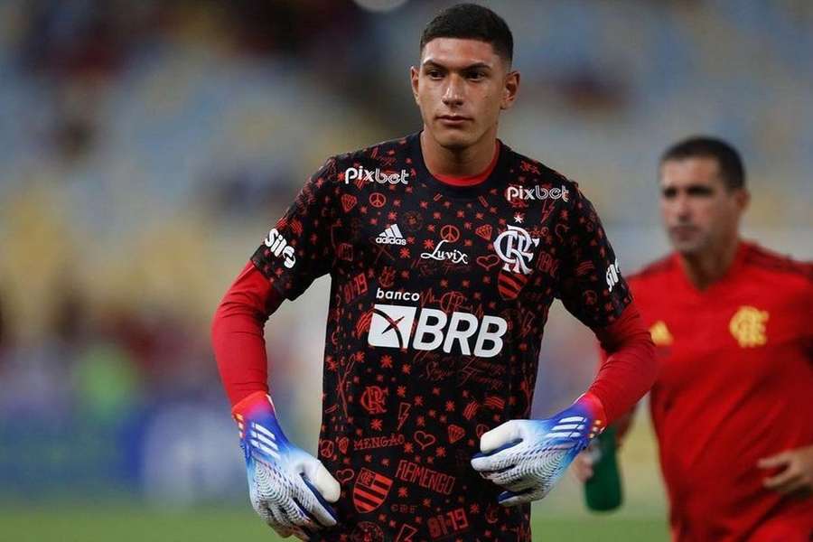 Caio Barone, guarda-redes de 19 anos do Flamengo