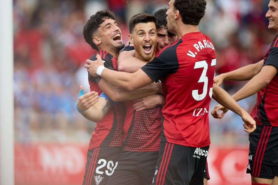 Mirandes celebrate Mirandes celebrate