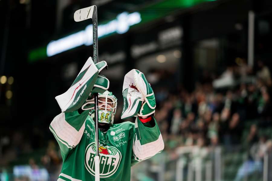 Christoffer Rifalk celebrates his shutout for Rogle Christoffer Rifalk celebrates his shutout for Rogle