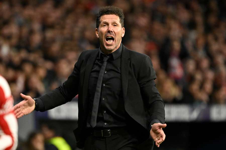 Diego Simeone este cel mai bine plătit antrenor din lume