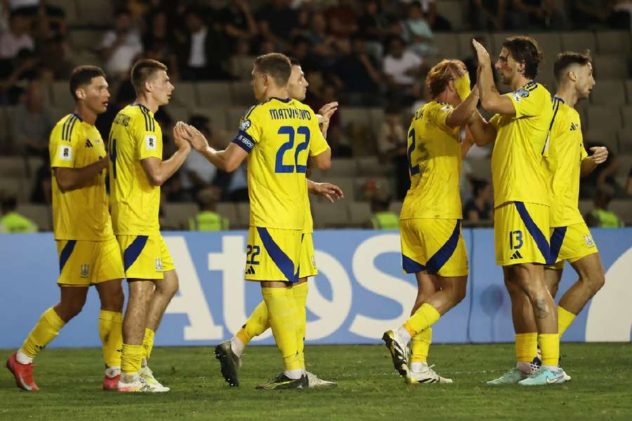 Ukraine celebrate taking the lead