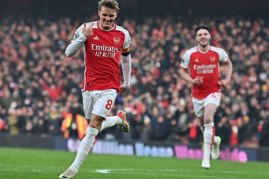 Odegaard fez o segundo gol do Arsenal no jogo