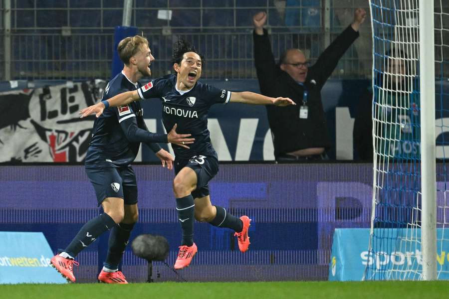 Bochum's Japanese midfielder Koji Miyoshi celebrates his late goal