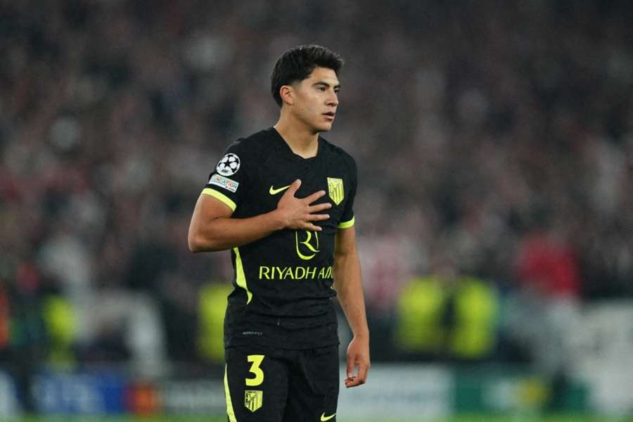 Obed Vargas debuta en Champions League Obed Vargas debuta en Champions League
