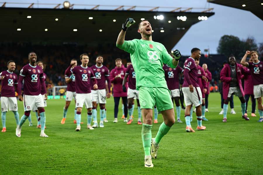 Martin Dúbravka je výraznou postavou Burnley. Martin Dúbravka je výraznou postavou Burnley.