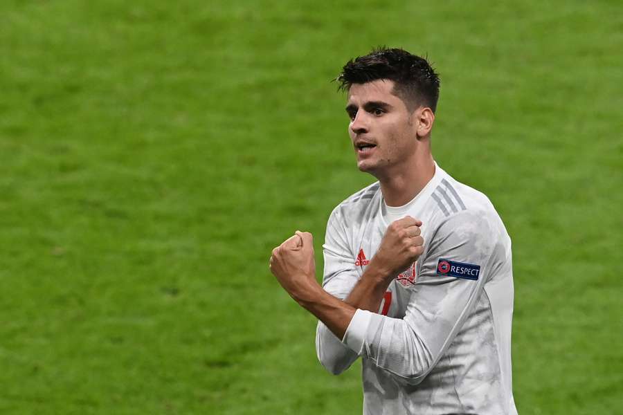 Morata comemora o golo do empate contra a Itália nas meias-finais do Euro-2020.