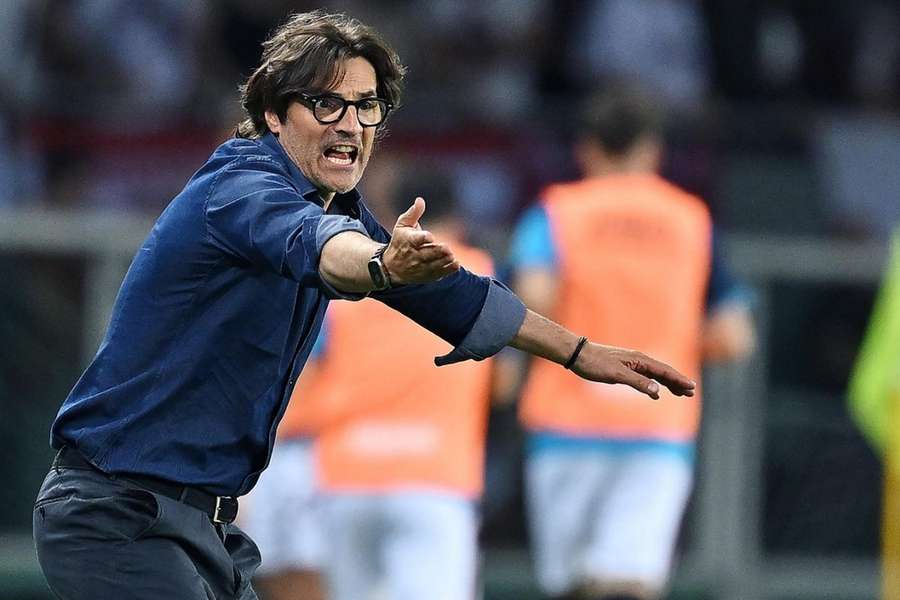 Fiorentina board chooses Vanoli; Torino talks underway Fiorentina board chooses Vanoli; Torino talks underway