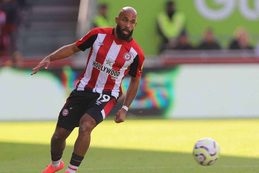 Man United eye two Premier League stars as Bryan Mbeumo talks stall Man United eye two Premier League stars as Bryan Mbeumo talks stall