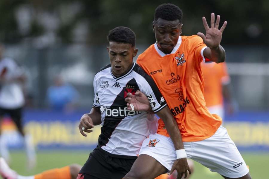 Maxsuell enfrentou o Nova Iguaçu, no Carioca, pelo Vasco