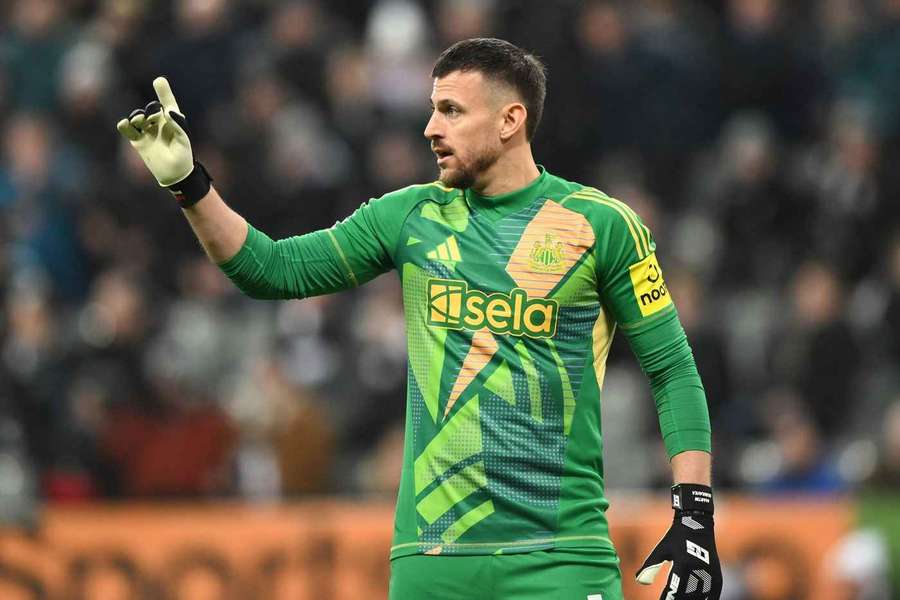 Dubravka, guarda-redes do Newcastle
