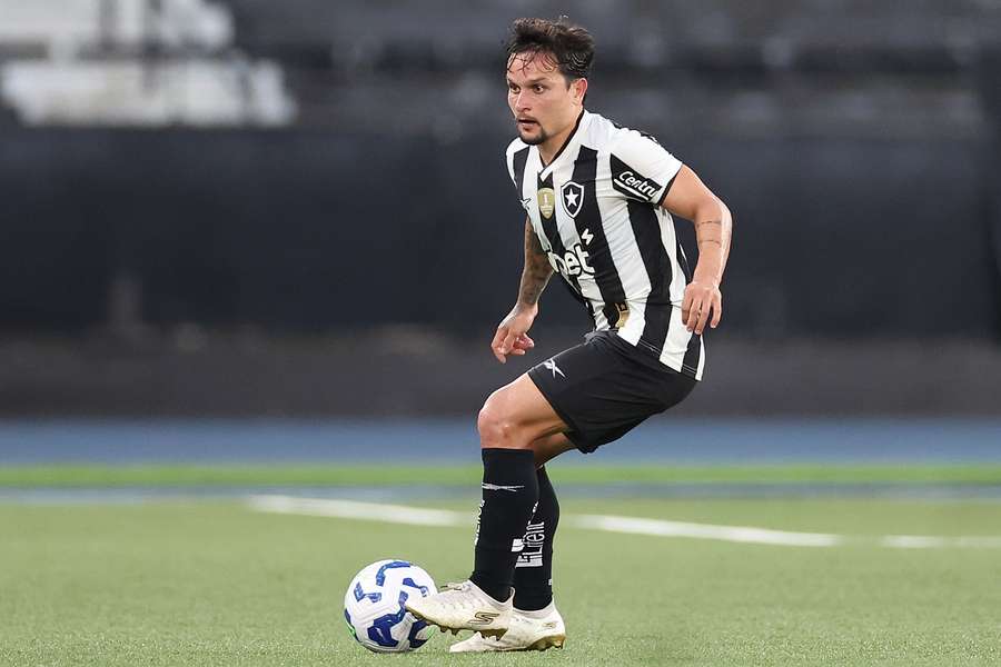 Artur é uma das esperanças do Botafogo para 2025 Artur é uma das esperanças do Botafogo para 2025
