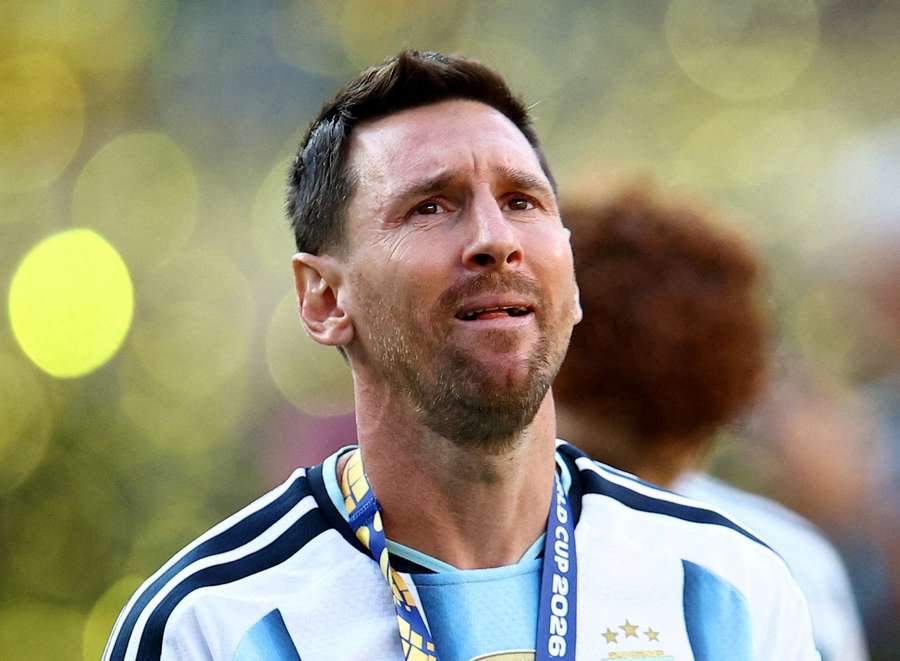 Messi se neubránil slzám. Messi se neubránil slzám.