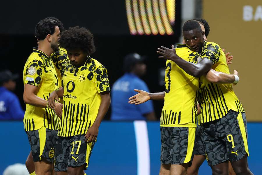 Guirassy fue el héroe del Dortmund con dos goles