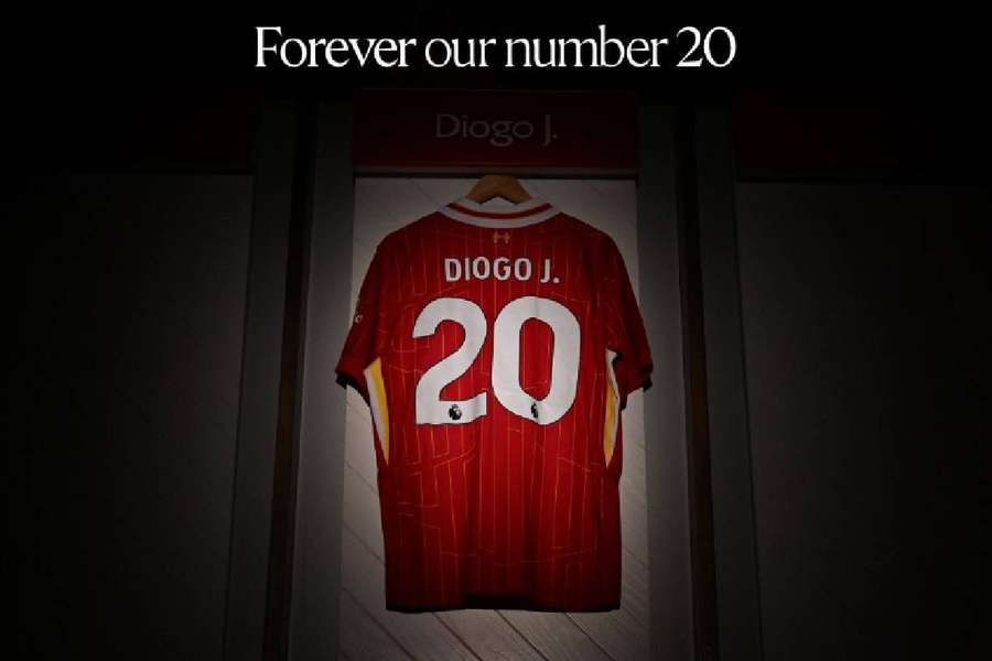 Numărul 20, retras definitiv din toate echipele lui Liverpool