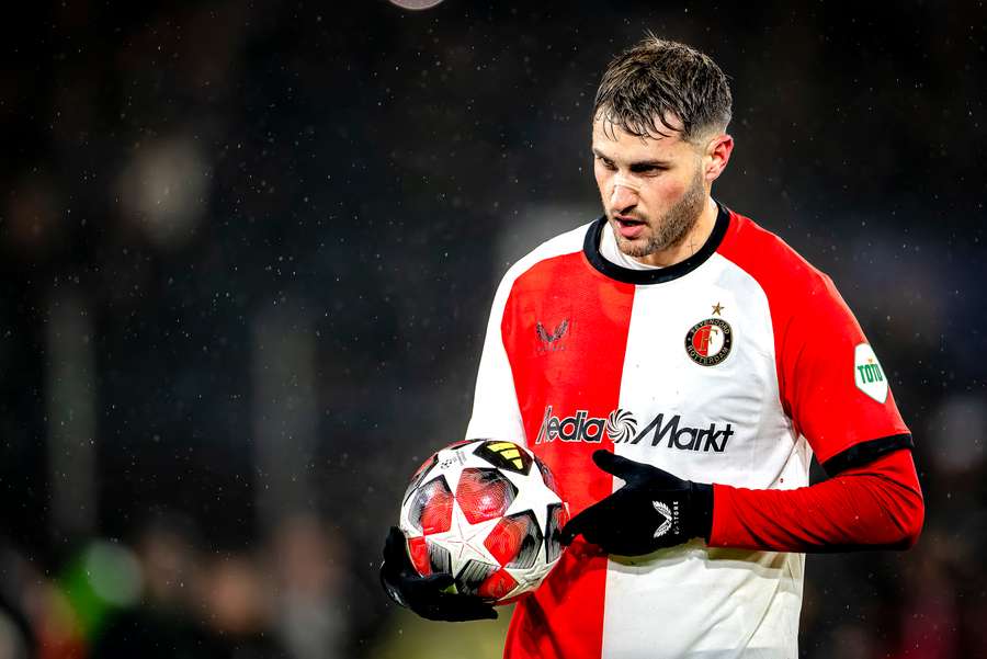 Santiago Giménez, delantero mexicano del Feyenoord