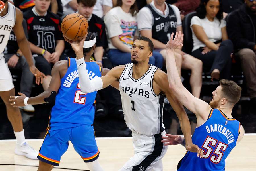 San Antonio Spurs wyrównali stan finału Konferencji Zachodniej San Antonio Spurs wyrównali stan finału Konferencji Zachodniej