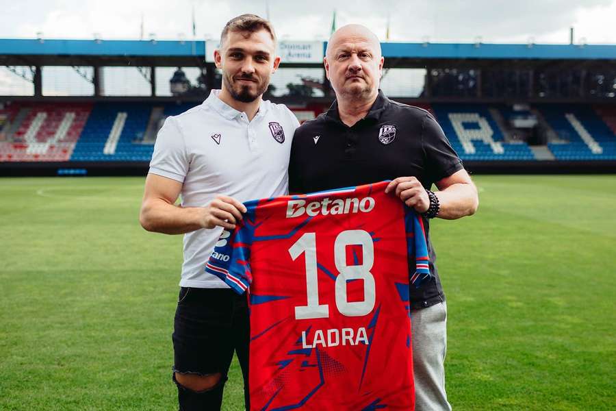 Další zbraň pro plzeňskou ofenzivu. Viktoria získala i univerzála Ladru z Mladé Boleslavi