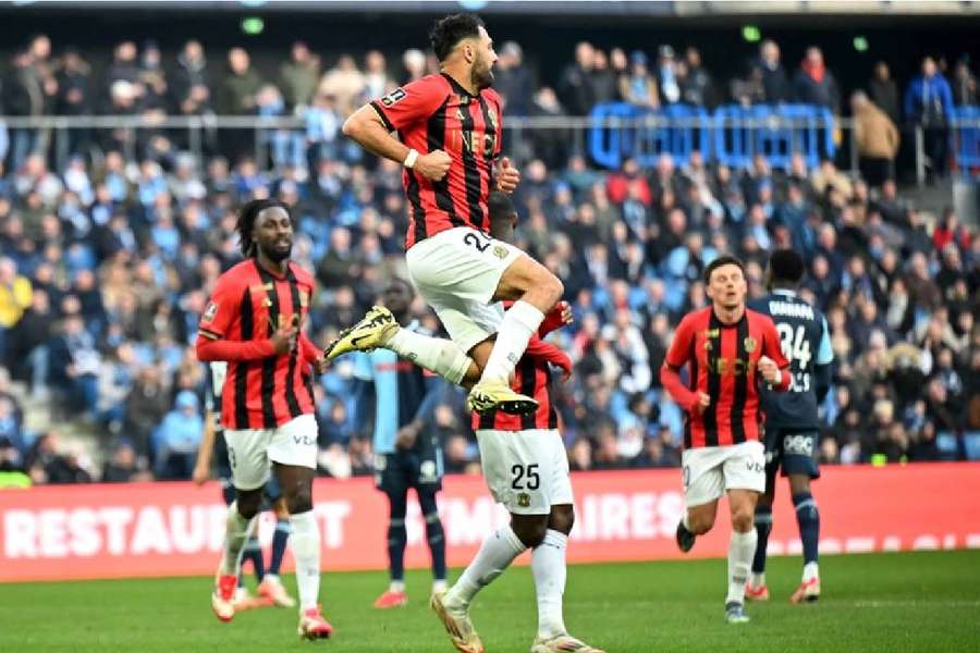 El Niza vuelve al tercer puesto.