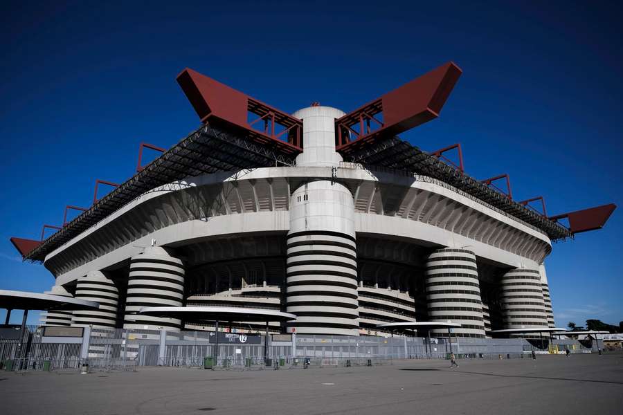 AC Milan & Inter Get Green Light to Demolish San Siro and Build New Stadium After Council Approves €197m Sale AC Milan & Inter Get Green Light to Demolish San Siro and Build New Stadium After Council Approves €197m Sale