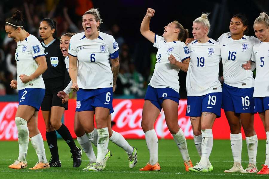 Inglaterra avançou às quartas de final após disputa de pênaltis contra a Nigéria