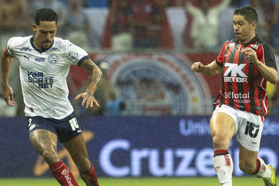 No primeiro turno, o Bahia venceu o Vitória por 2 a 1