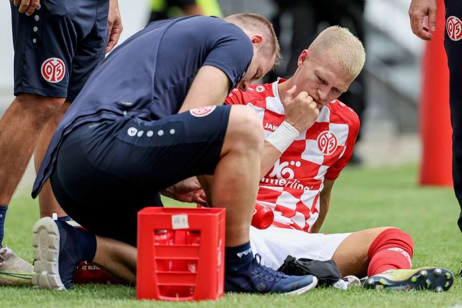 Andreas Hanche-Olsen kann erst in der Rückrunde wieder für Mainz 05 auf dem Platz stehen.