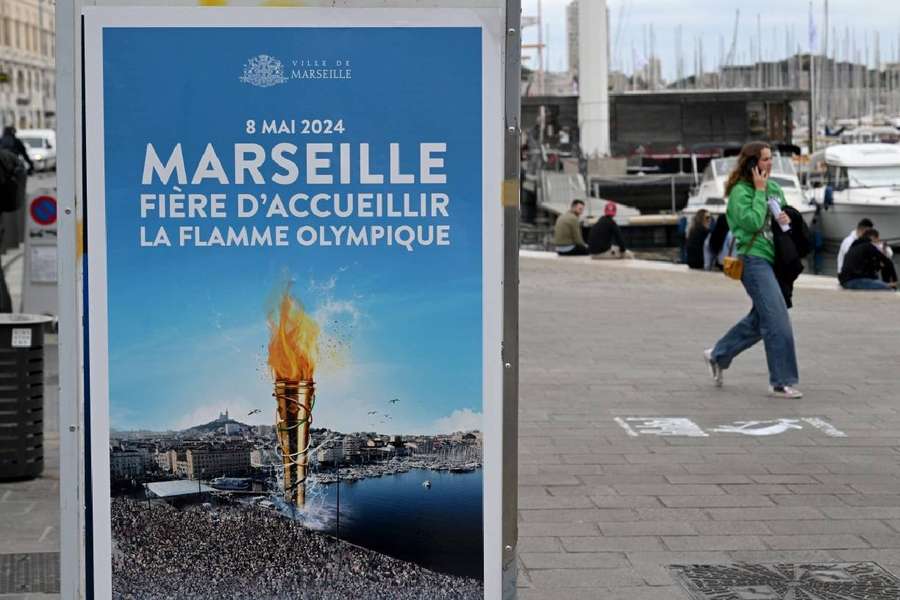 Marseille reçoit la flamme olympique