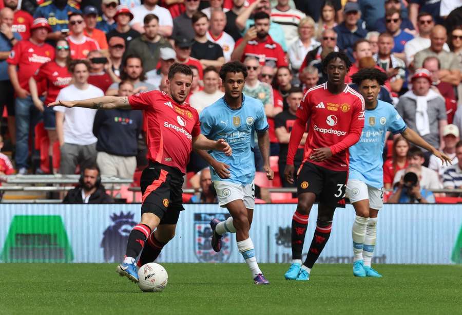 Manchester United's Mason Mount and Kobbie Mainoo could soon find themselves looking for a new club Manchester United's Mason Mount and Kobbie Mainoo could soon find themselves looking for a new club