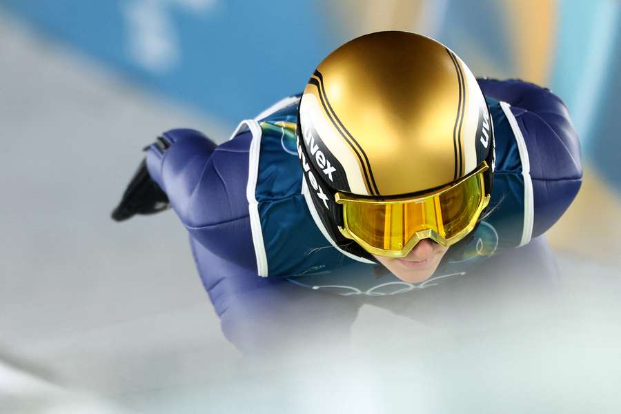 Katharina Schmid am Schanzentisch.