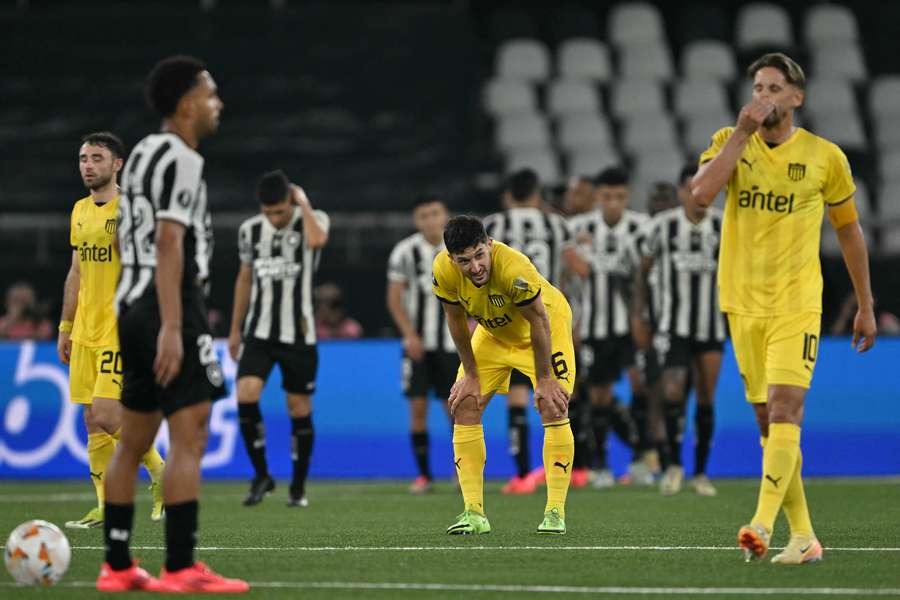 O Botafogo venceu o Peñarol no Rio de Janeiro